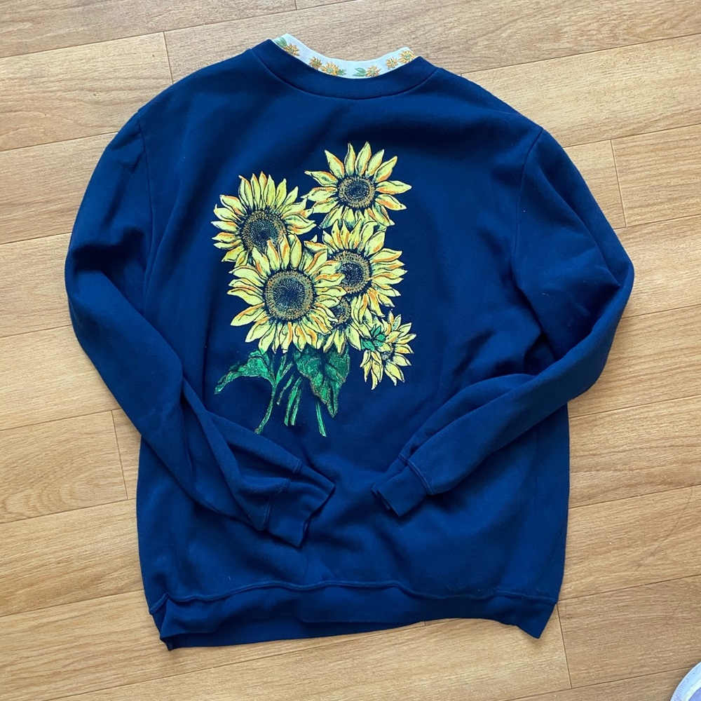 VINTAGE sunflower sweater, great condition